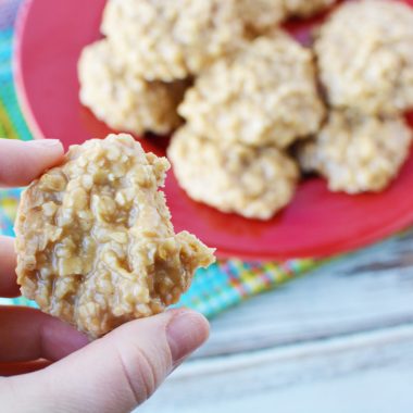 Peanut Butter No Bake Cookies are a quick dessert recipe and are easy to eat
