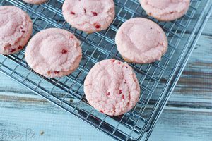 How to Make Strawberry Cake Mix Cookies