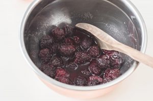 Mix together blackberries, water and sugar.