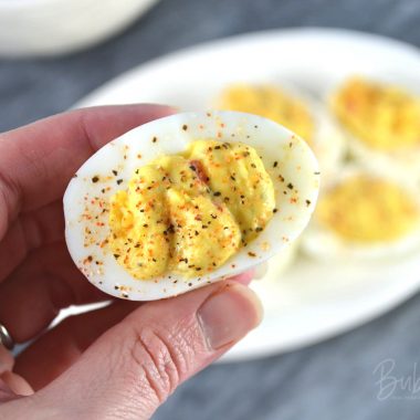 spicy deviled eggs make a great hors d'oeuvres for any occasion.