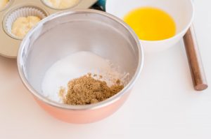 mix all of the ingredients for lemon muffin topping