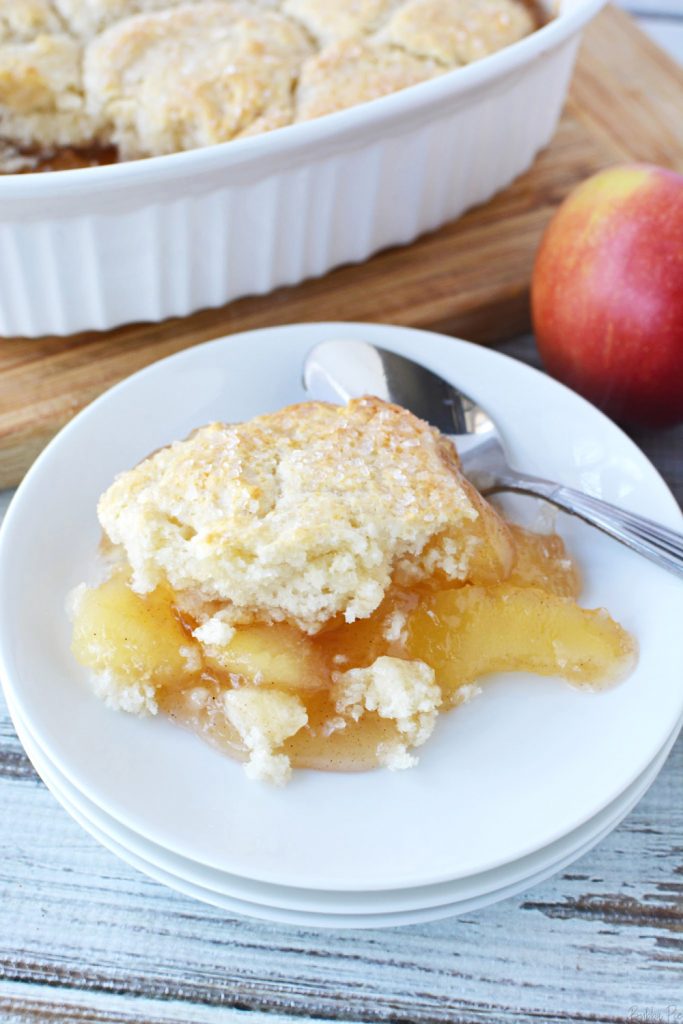 Easy Bisquick Apple Cobbler Recipe - BubbaPie