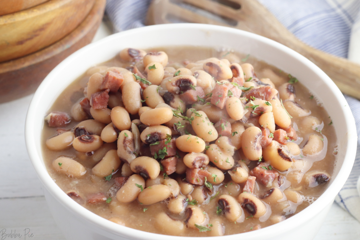 Slow Cooker Black Eyed Peas is a traditional soul food recipe for new years.