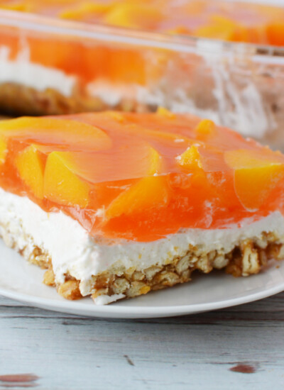 It's super easy to learn how to make a peach pretzel salad.