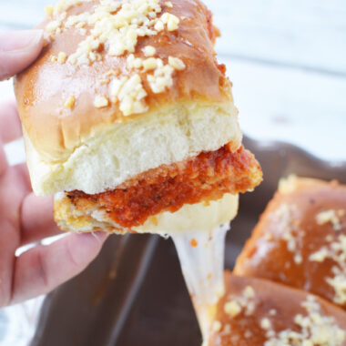 Easy Chicken Parm Sliders being served.