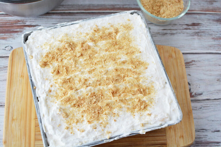 Grandma's Pineapple Dream Dessert BubbaPie