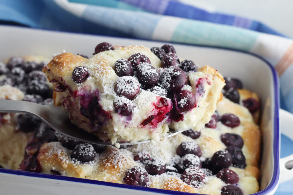 easy blueberry breakfast casserole