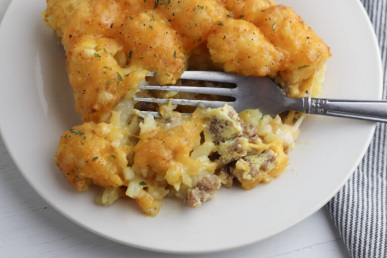 Tater Tot Breakfast Casserole with Sausage BubbaPie
