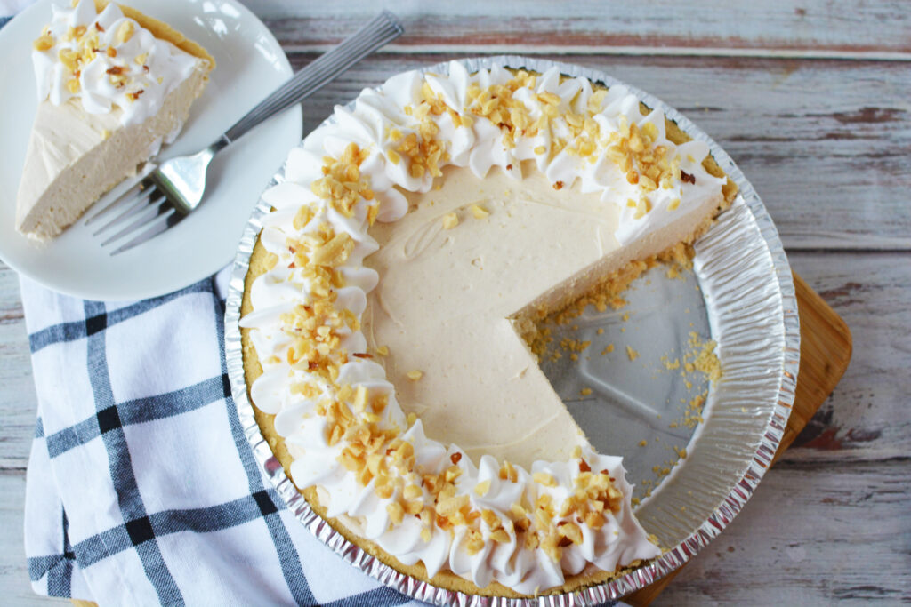 No Bake Peanut Butter Pie - BubbaPie