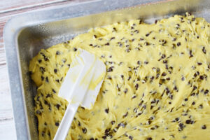Pour into cake mix bars batter in baking pan.