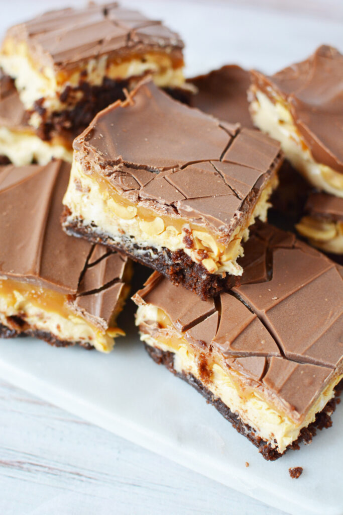 Easy Snickers Brownies - BubbaPie