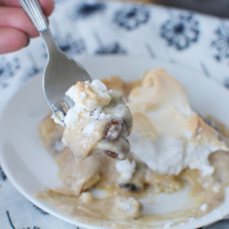 how to make sour cream raisin pie