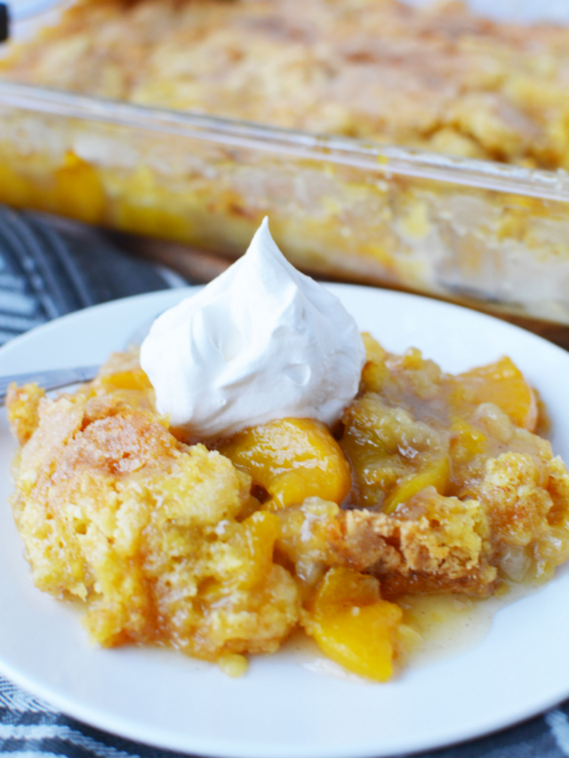 EASY PEACH COBBLER WITH CAKE MIX - BubbaPie