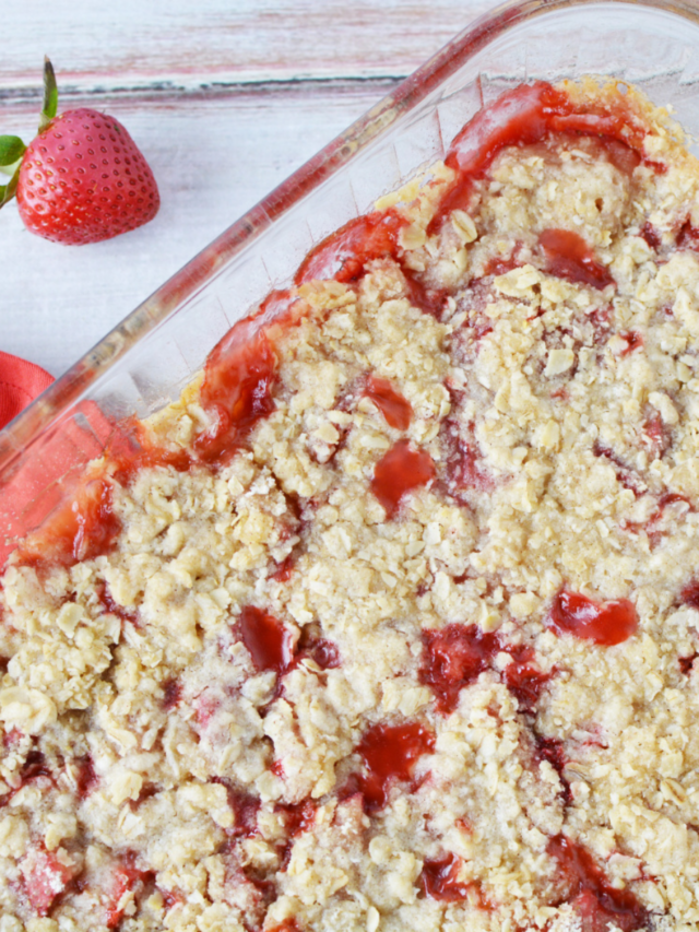 EASY STRAWBERRY CRUMBLE RECIPE BubbaPie