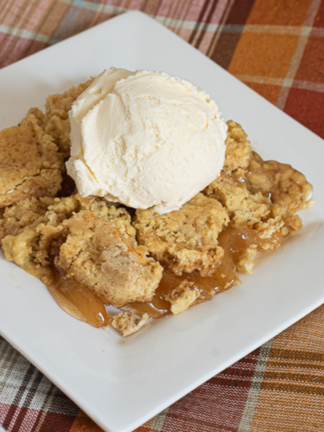 APPLE COBBLER WITH CAKE MIX BubbaPie