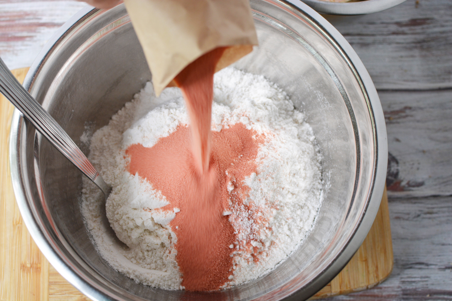 Easy Strawberry Crunch Cake BubbaPie