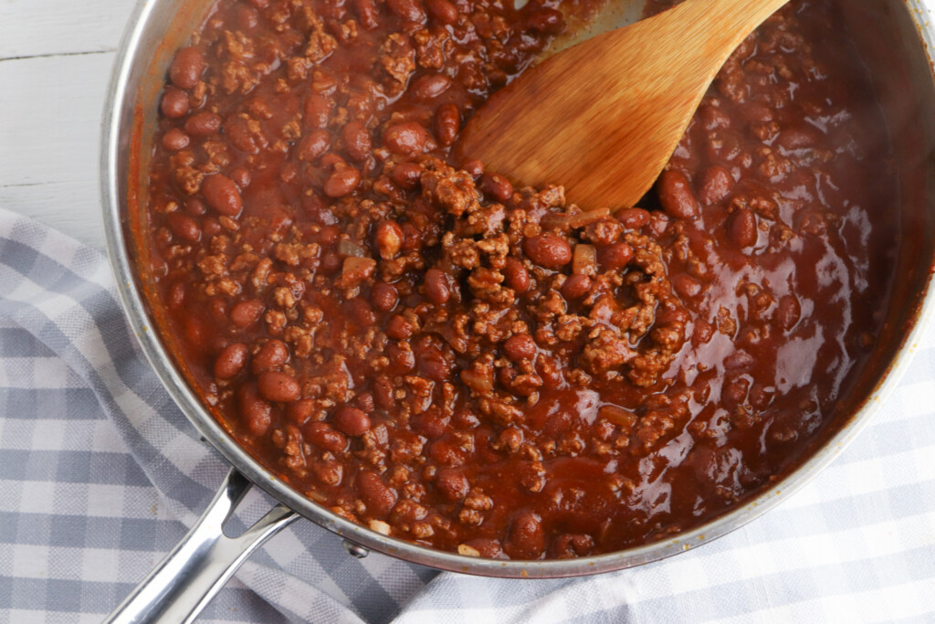 Easy Hot Dog Chili Recipe - BubbaPie