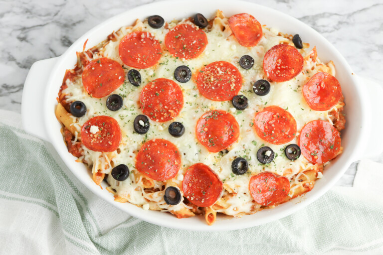EASY PIZZA CASSEROLE RECIPE BubbaPie