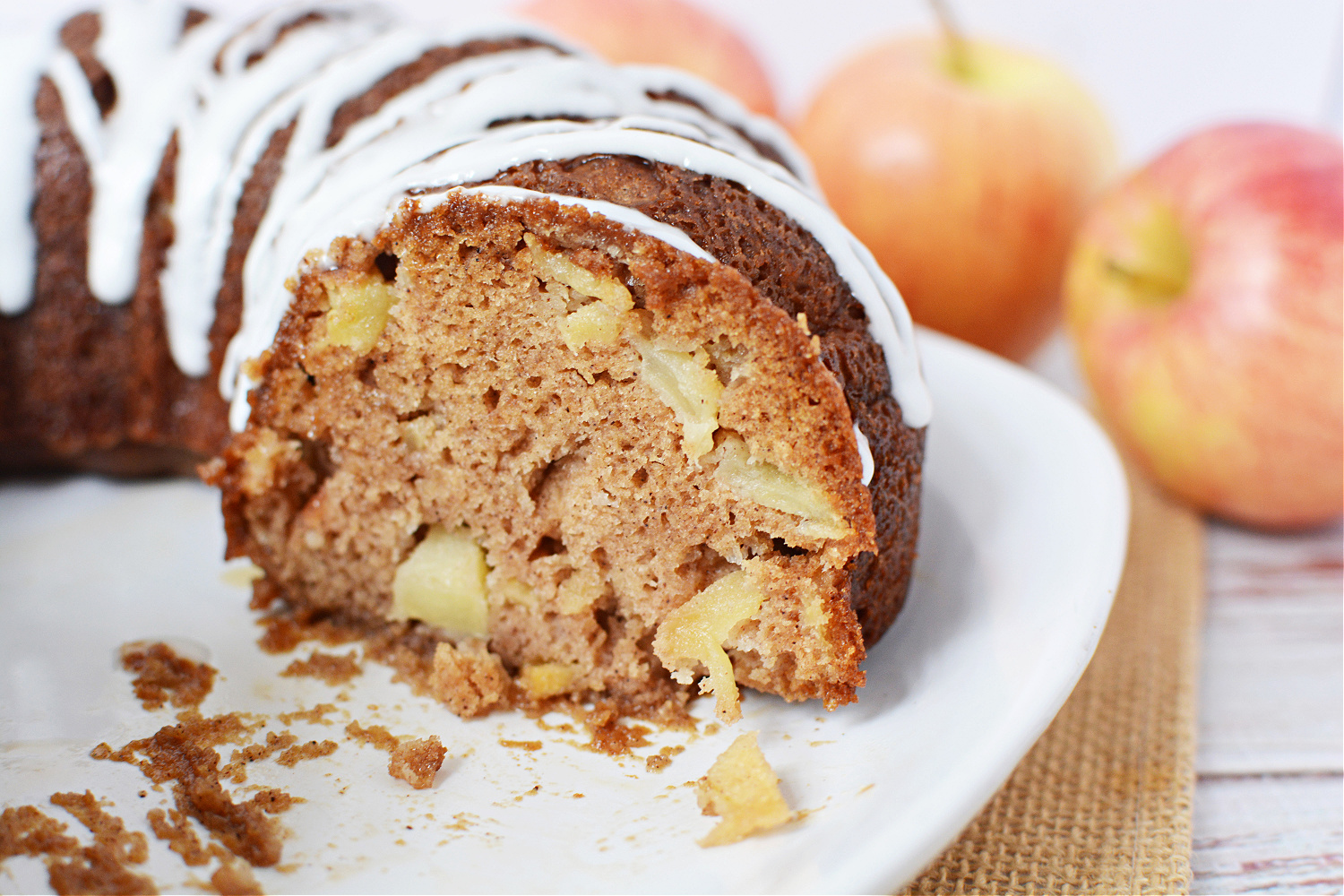 Apple Bundt Cake